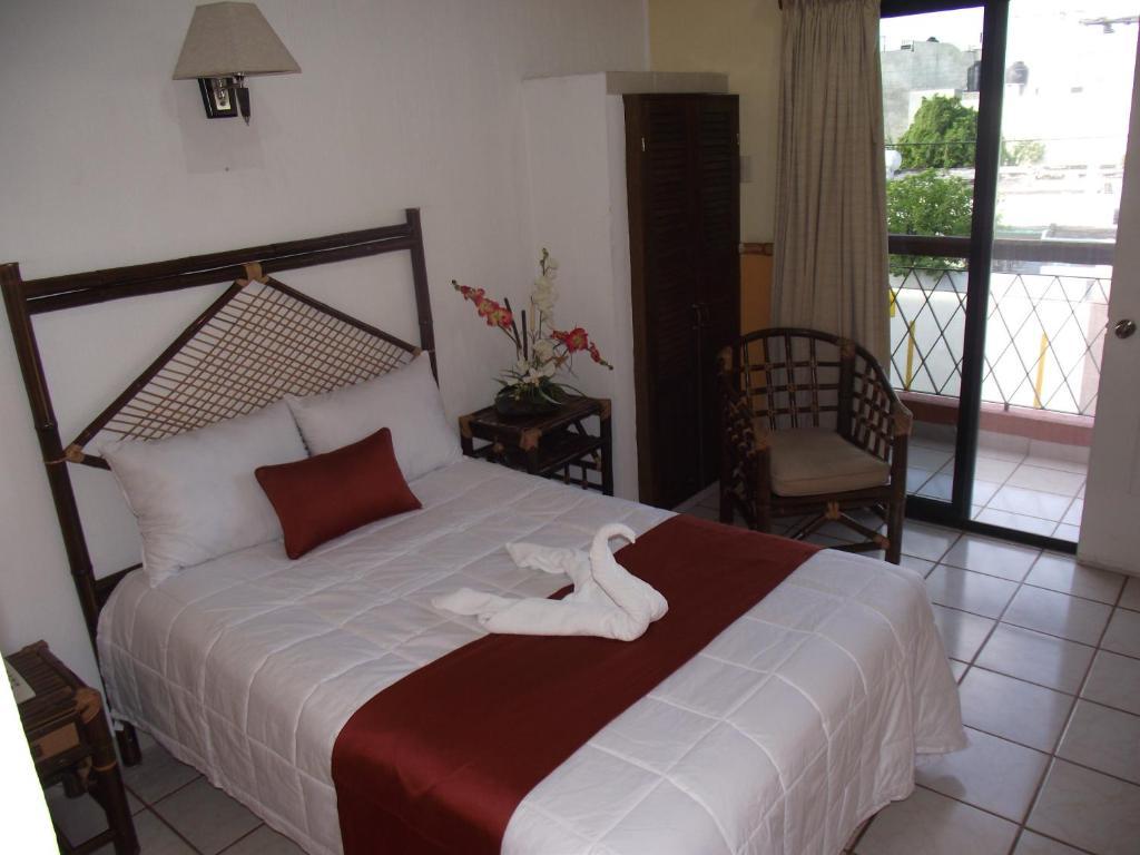 Hotel Bambu Кампече Стая снимка